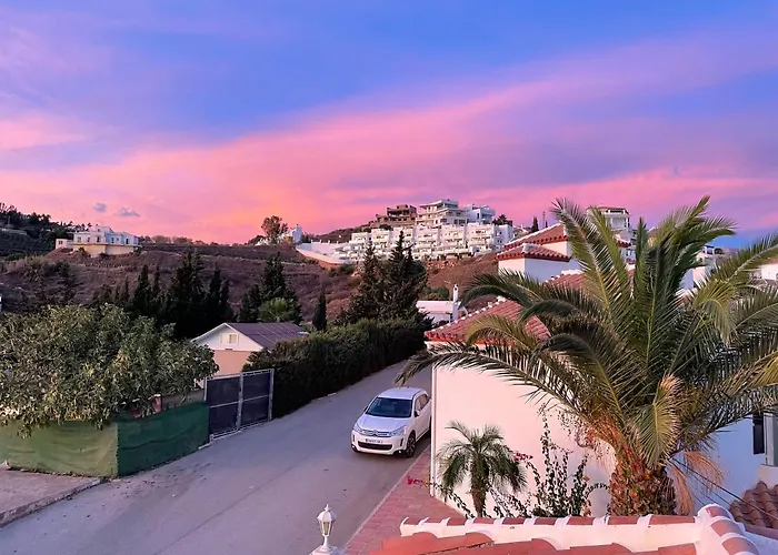 Villa Ladera Panorama - Private Heated Pool Nerja