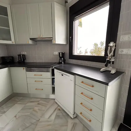 וילה Ladera Panorama - Private Heated Pool נרחה