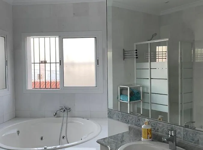 Вилла Ladera Panorama - Private Heated Pool